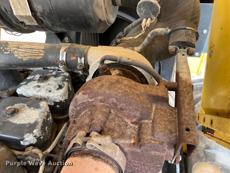 image for item DS2947 2003 Bomag BW 177PHD-3 single drum vibratory roller