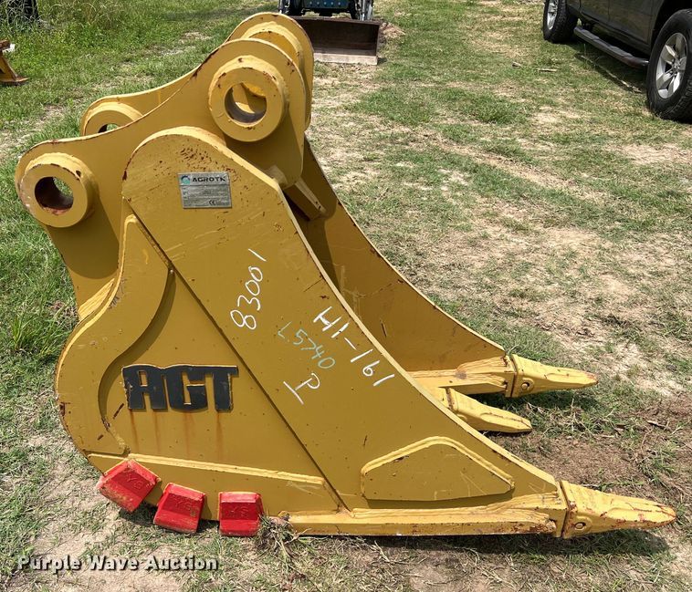 image for item DS2950 2022 Agrotk CAT320-24 27