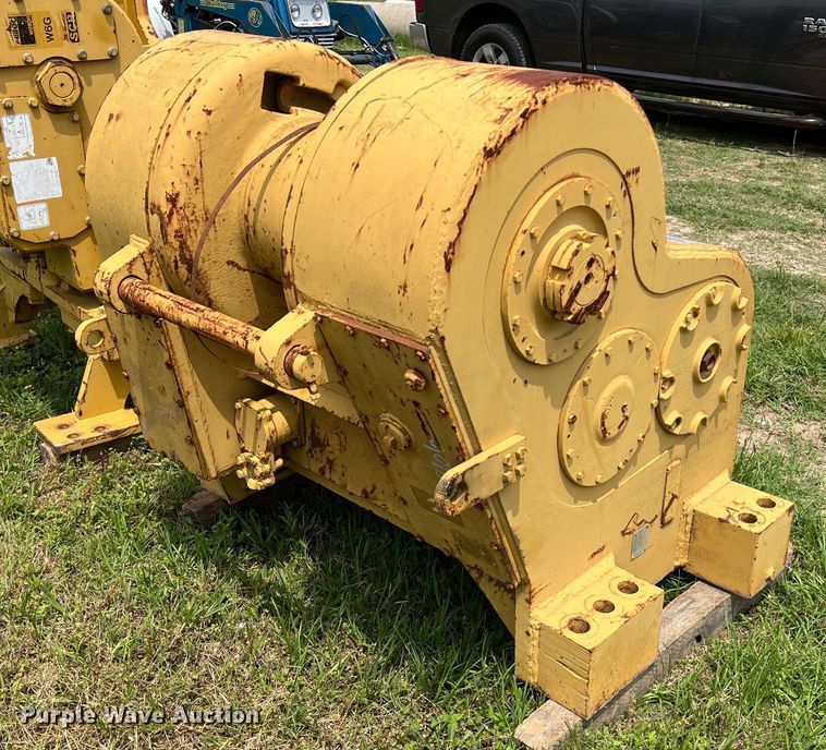 image for item DS2951 Caterpillar 58PS winch