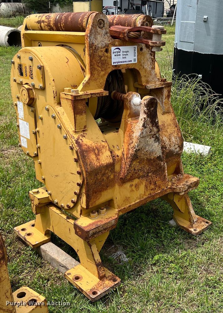 image for item DS2952 Allied W6G winch