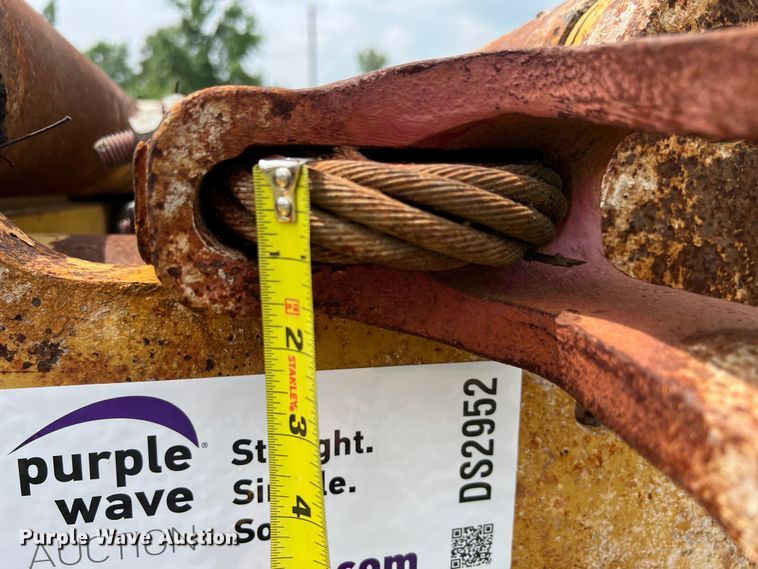 image for item DS2952 Allied W6G winch