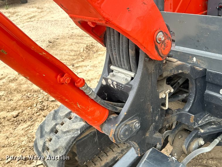 image for item DS2956 2019 Kubota KX71-3S mini excavator
