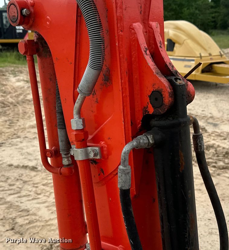 image for item DS2956 2019 Kubota KX71-3S mini excavator