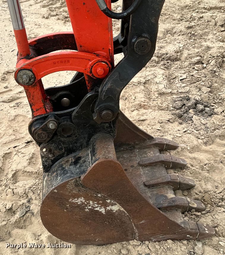 image for item DS2956 2019 Kubota KX71-3S mini excavator