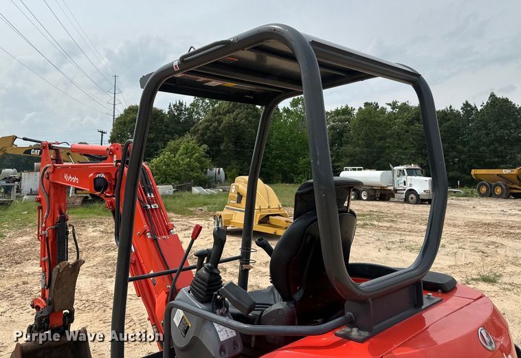 image for item DS2956 2019 Kubota KX71-3S mini excavator