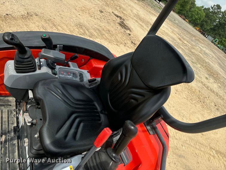 image for item DS2956 2019 Kubota KX71-3S mini excavator