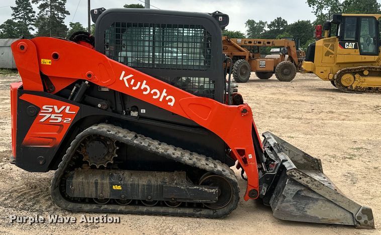 image for item DS2957 2019 Kubota SVL75-2 tracked skid steer loader