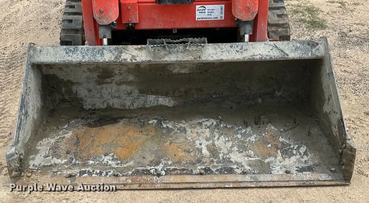 image for item DS2957 2019 Kubota SVL75-2 tracked skid steer loader