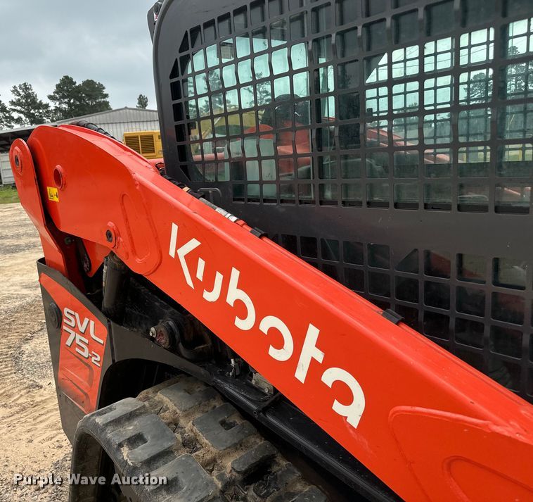 image for item DS2957 2019 Kubota SVL75-2 tracked skid steer loader