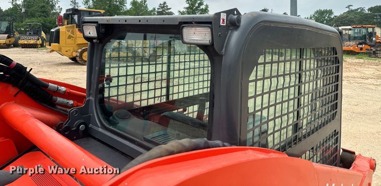 image for item DS2957 2019 Kubota SVL75-2 tracked skid steer loader