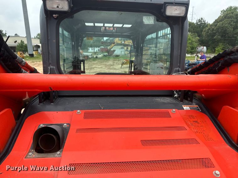 image for item DS2957 2019 Kubota SVL75-2 tracked skid steer loader