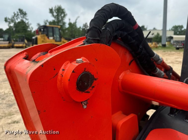 image for item DS2957 2019 Kubota SVL75-2 tracked skid steer loader