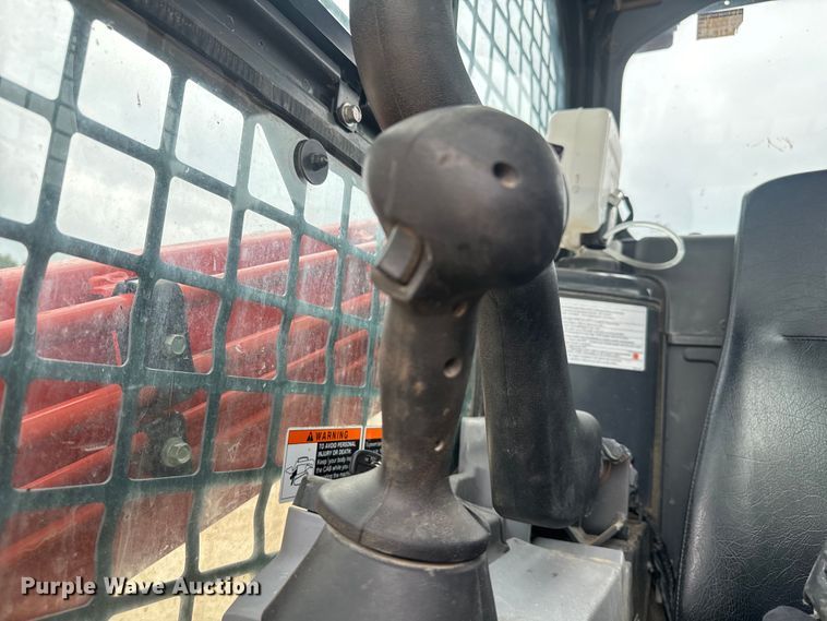 image for item DS2957 2019 Kubota SVL75-2 tracked skid steer loader