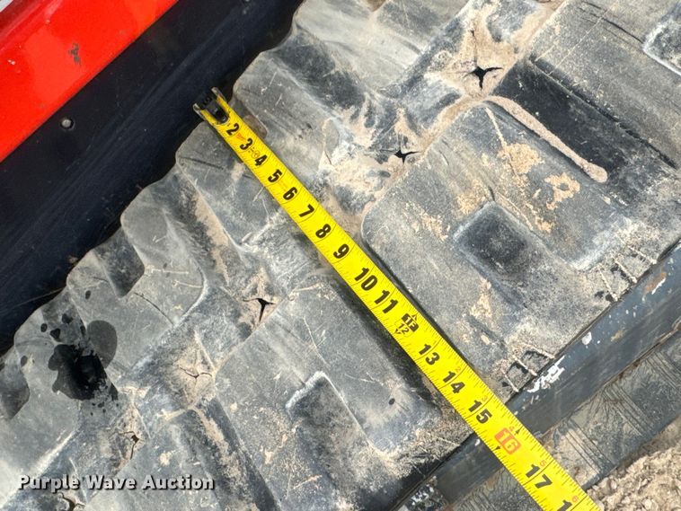 image for item DS2957 2019 Kubota SVL75-2 tracked skid steer loader