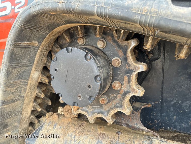 image for item DS2957 2019 Kubota SVL75-2 tracked skid steer loader