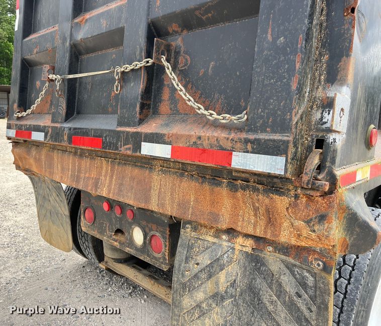 image for item DS3014 2006 Mack CXN613 dump truck