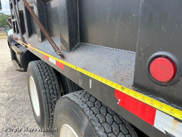 image for item DS3014 2006 Mack CXN613 dump truck