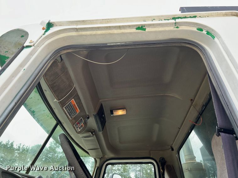 image for item DS3014 2006 Mack CXN613 dump truck