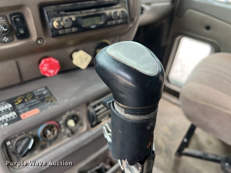 image for item DS3014 2006 Mack CXN613 dump truck