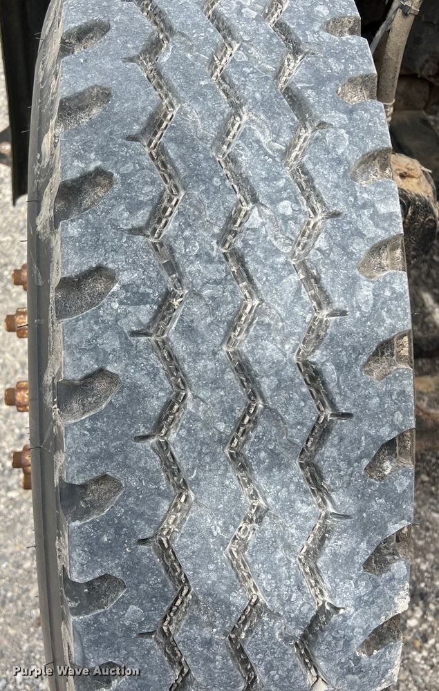 image for item DS3014 2006 Mack CXN613 dump truck