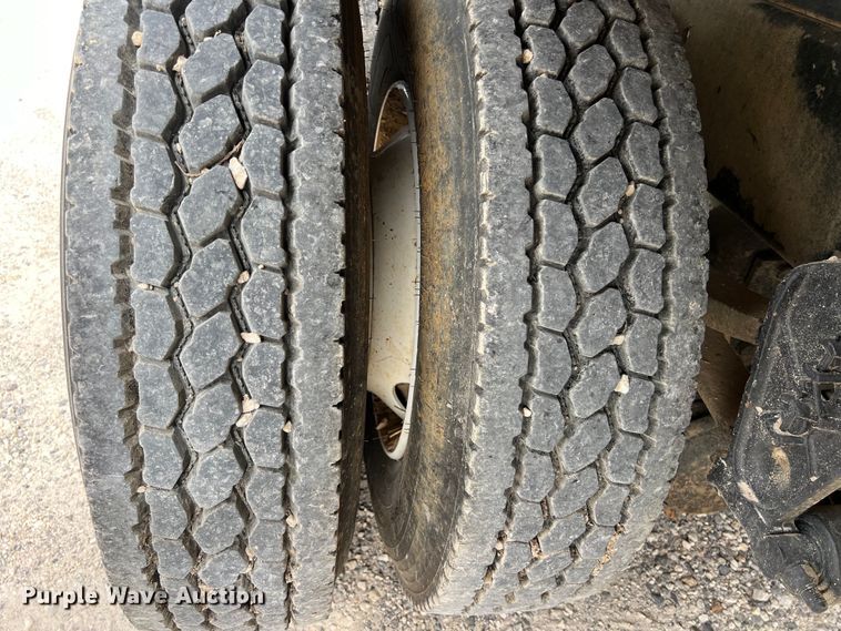 image for item DS3014 2006 Mack CXN613 dump truck