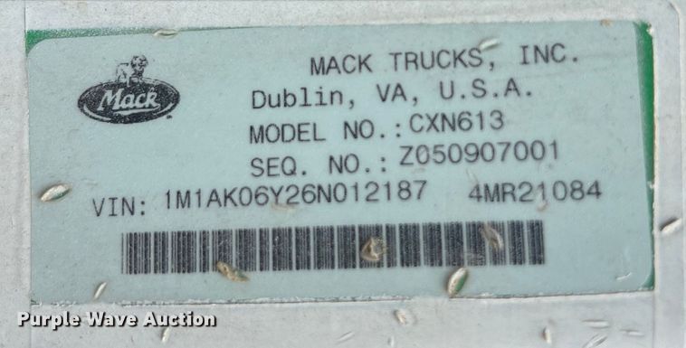 image for item DS3014 2006 Mack CXN613 dump truck