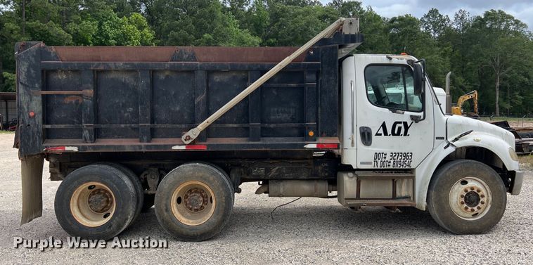 image for item DS3015 2006 Freightliner  Business Class M2 dump truck