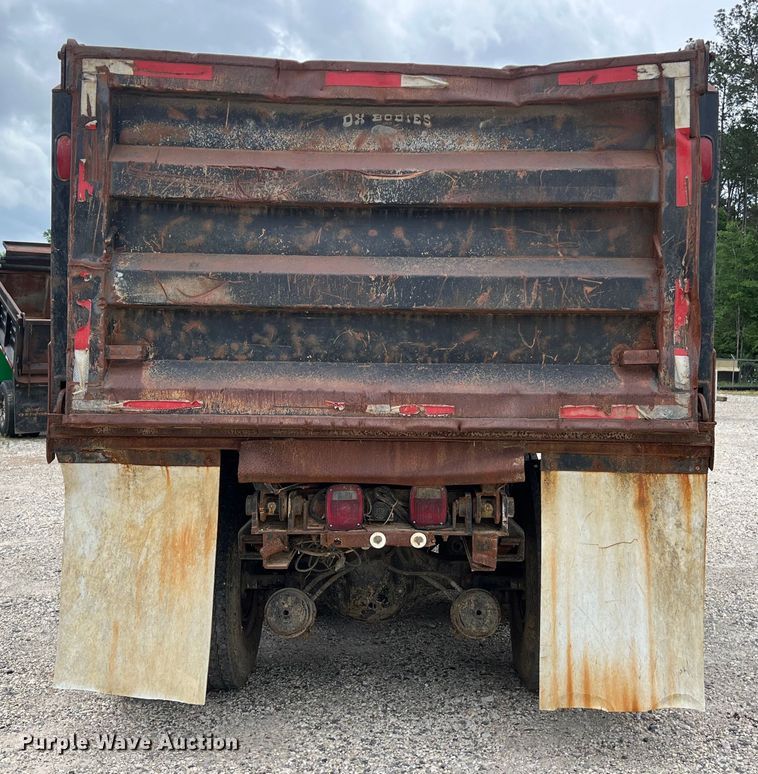 image for item DS3015 2006 Freightliner  Business Class M2 dump truck