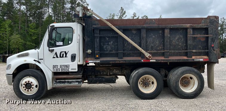 image for item DS3015 2006 Freightliner  Business Class M2 dump truck