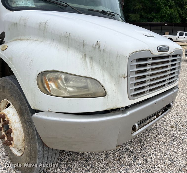 image for item DS3015 2006 Freightliner  Business Class M2 dump truck