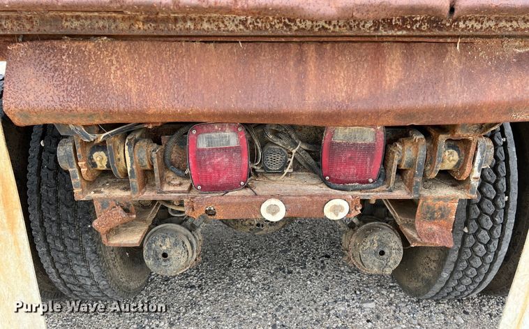 image for item DS3015 2006 Freightliner  Business Class M2 dump truck