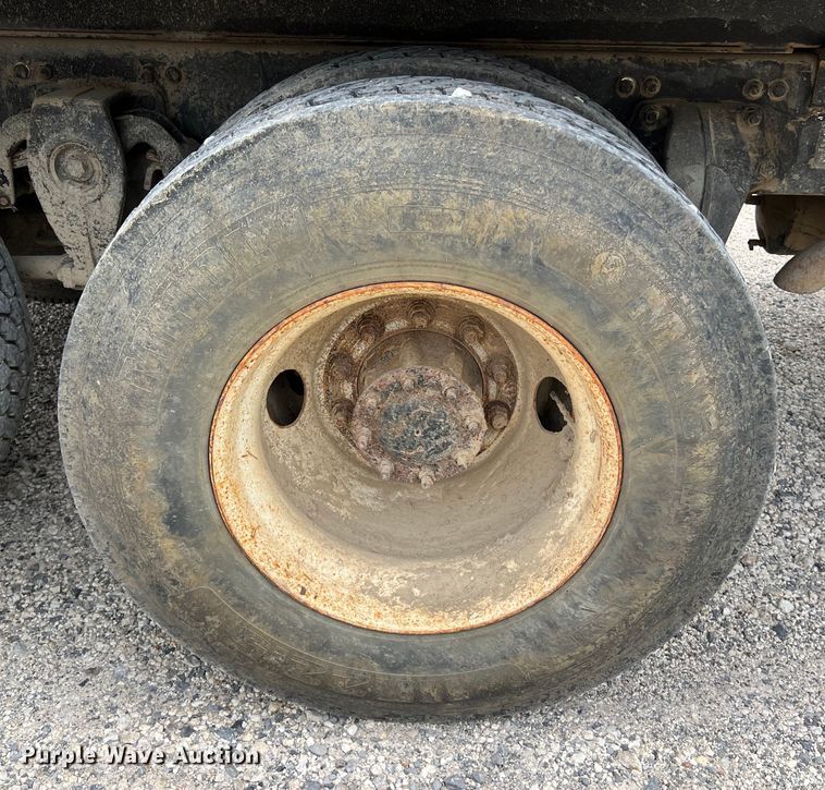 image for item DS3015 2006 Freightliner  Business Class M2 dump truck