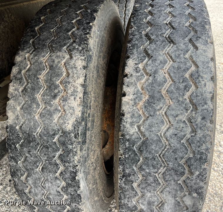 image for item DS3015 2006 Freightliner  Business Class M2 dump truck