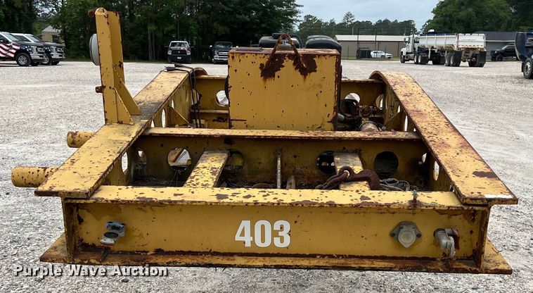 image for item DS3016 1981 Rogers Brothers CT3-70D24-145-15 lowboy equipment trailer