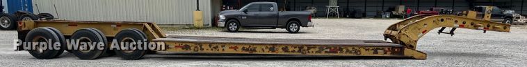 image for item DS3016 1981 Rogers Brothers CT3-70D24-145-15 lowboy equipment trailer