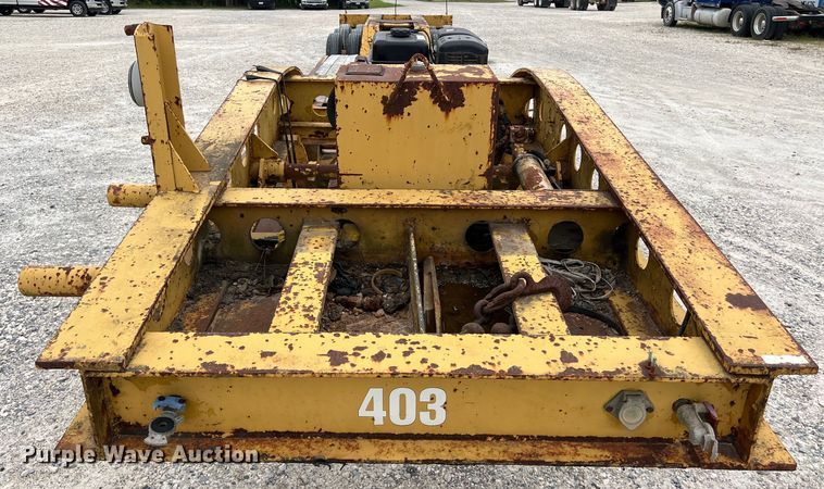 image for item DS3016 1981 Rogers Brothers CT3-70D24-145-15 lowboy equipment trailer
