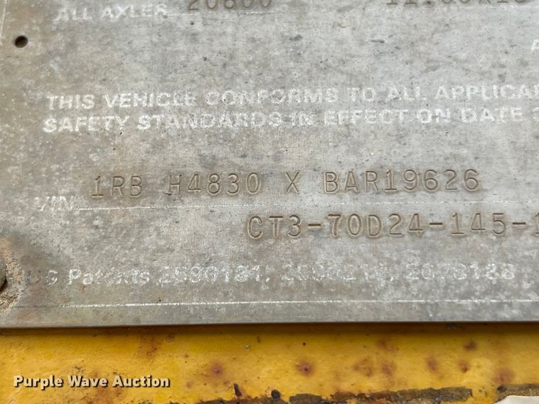 image for item DS3016 1981 Rogers Brothers CT3-70D24-145-15 lowboy equipment trailer