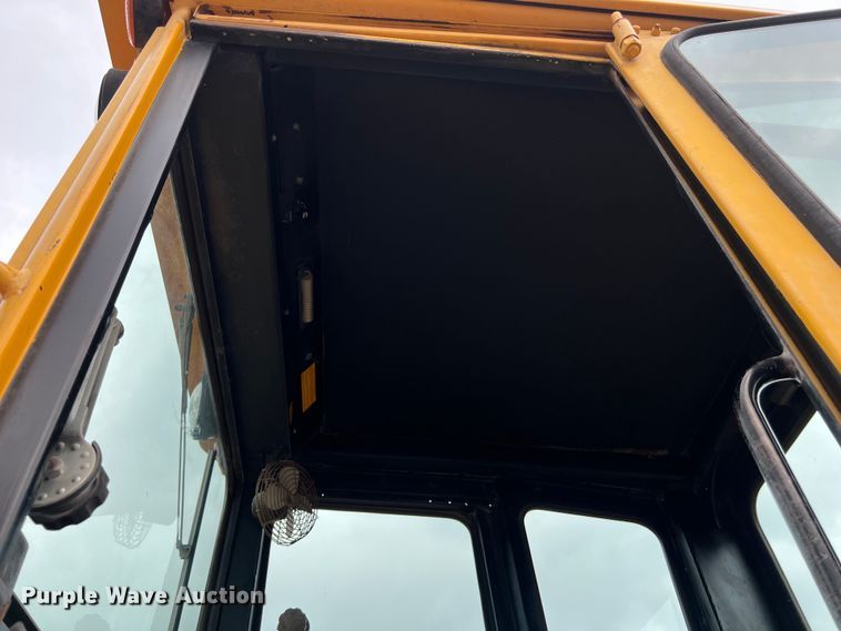 image for item DS3026 1984 John Deere 670A motor grader