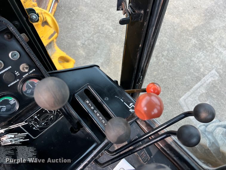 image for item DS3026 1984 John Deere 670A motor grader