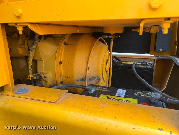 image for item DS3026 1984 John Deere 670A motor grader