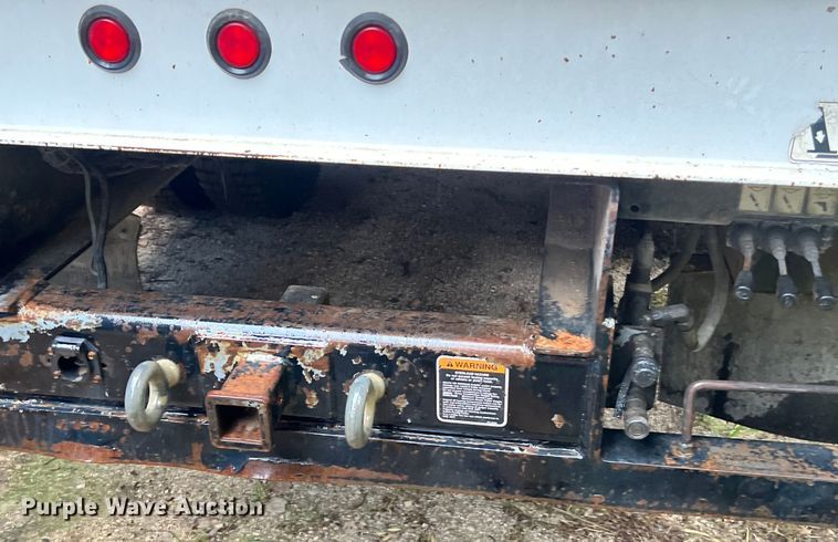 image for item DS3029 2012 International  4300 bucket truck