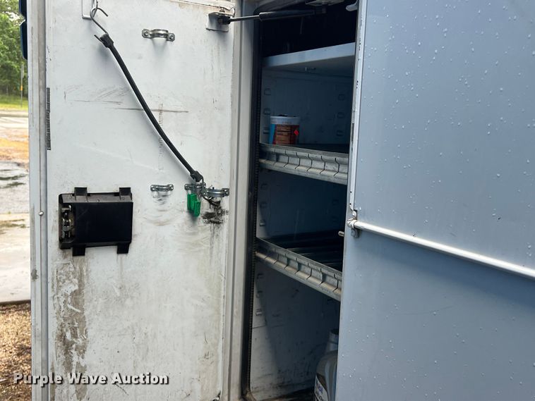 image for item DS3029 2012 International  4300 bucket truck