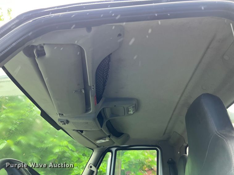 image for item DS3029 2012 International  4300 bucket truck