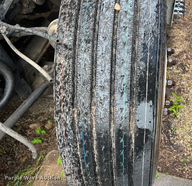 image for item DS3029 2012 International  4300 bucket truck