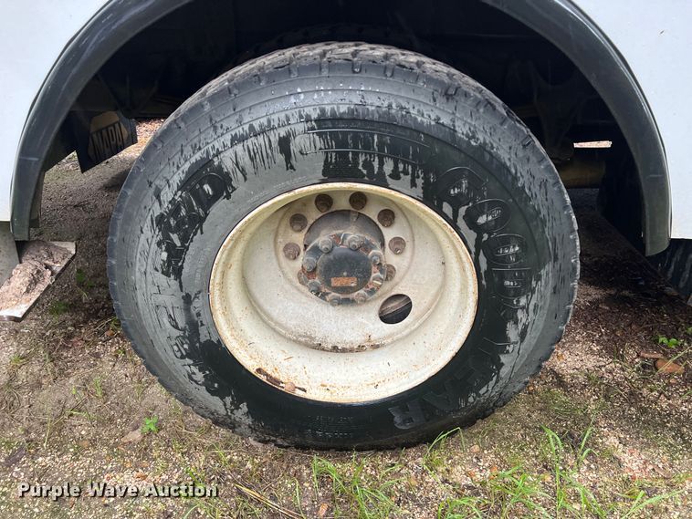 image for item DS3029 2012 International  4300 bucket truck