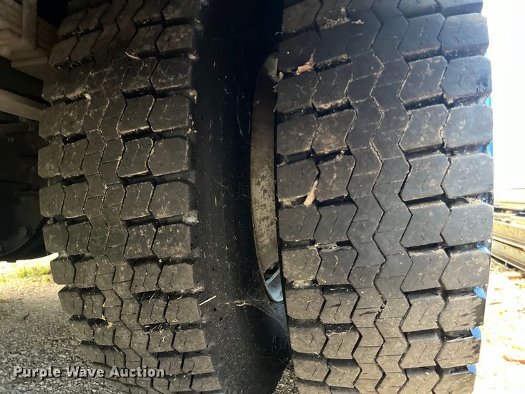 image for item DS3029 2012 International  4300 bucket truck