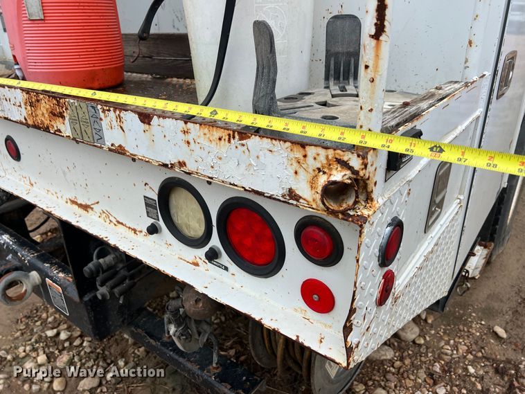 image for item DS3030 2014 International  4300 bucket truck