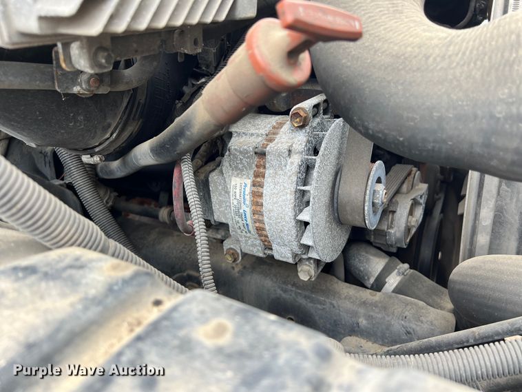 image for item DS3030 2014 International  4300 bucket truck