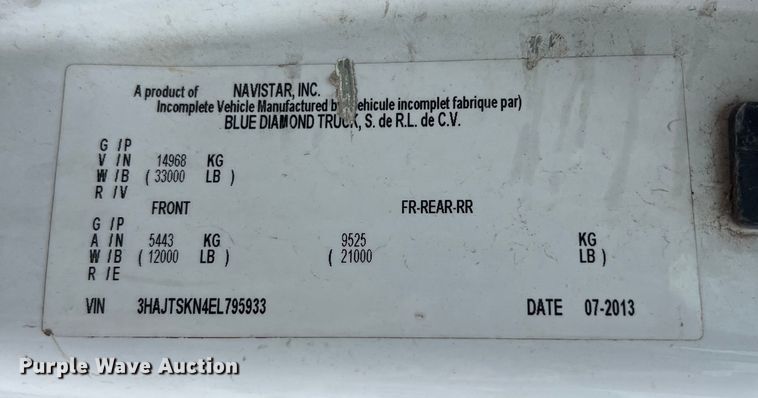 image for item DS3030 2014 International  4300 bucket truck