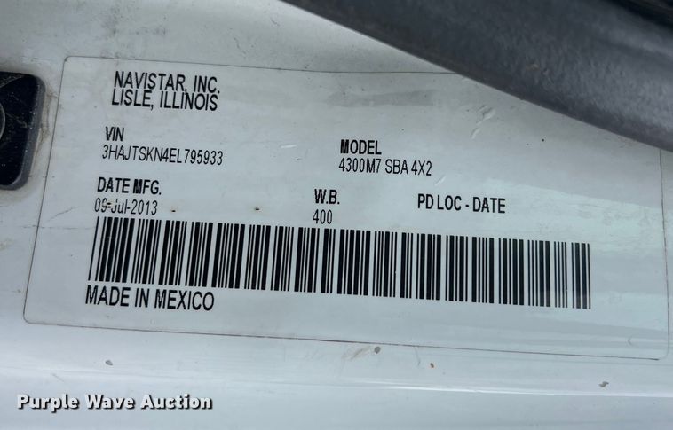 image for item DS3030 2014 International  4300 bucket truck